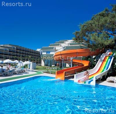 Queens Park Resort 11